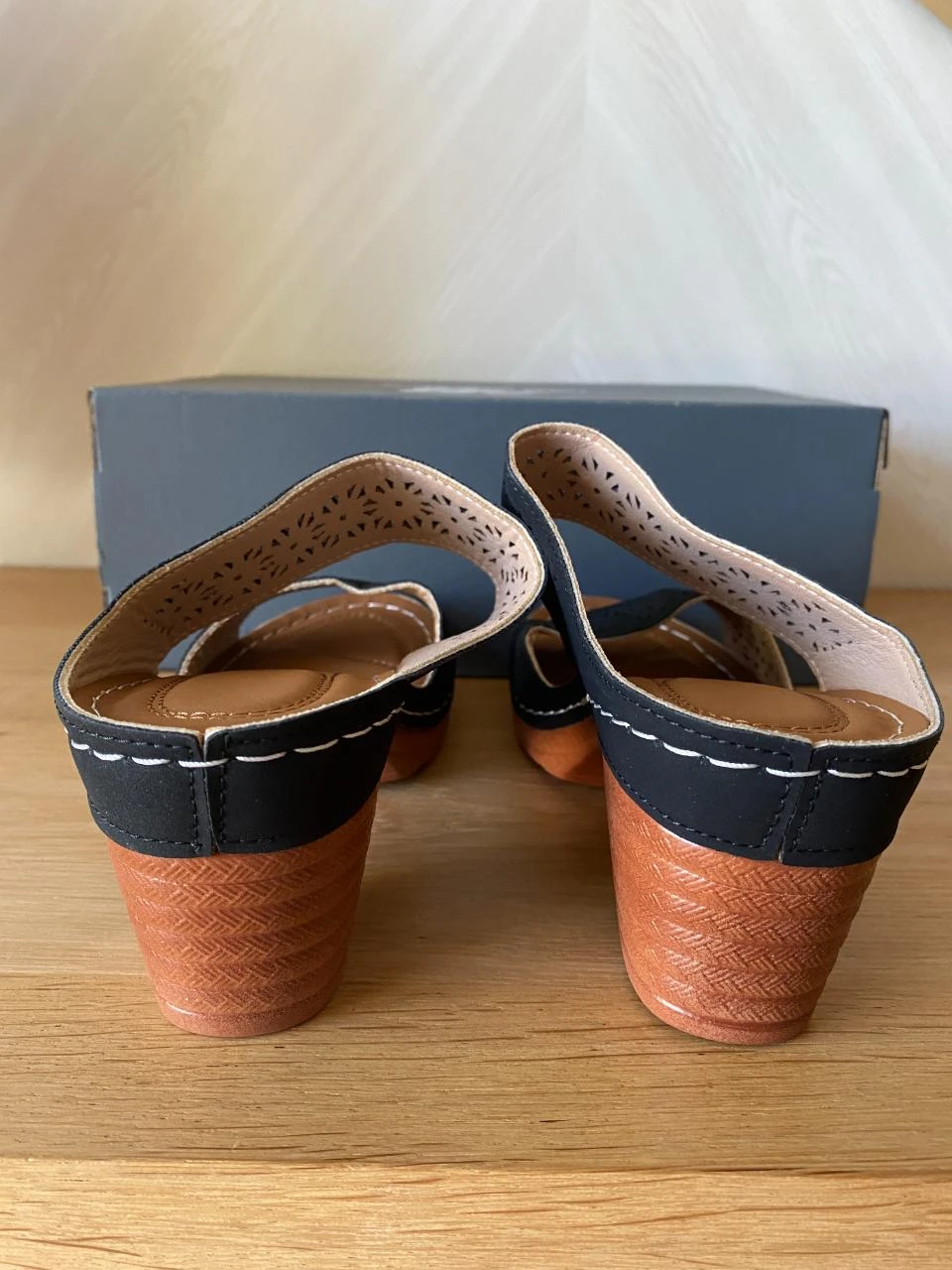 Mules noires ajourées T39 à talon confortable – Élégantes & ultra tendance – photo 3